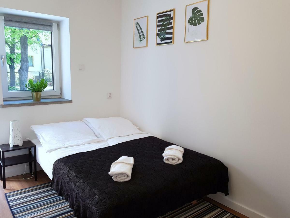 Apartamenty Metro Targowek ワルシャワ エクステリア 写真