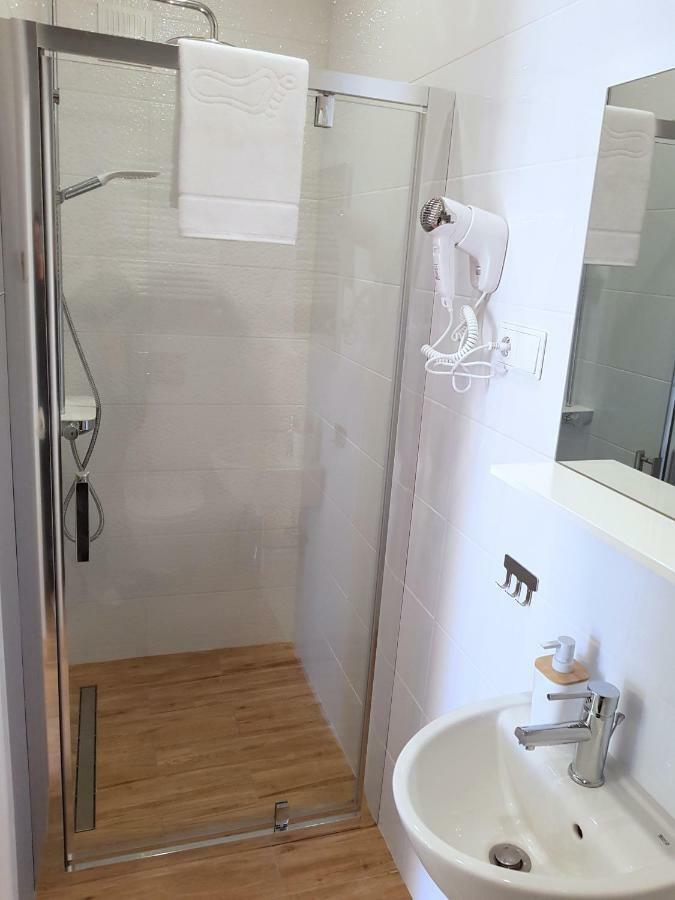 Apartamenty Metro Targowek ワルシャワ エクステリア 写真