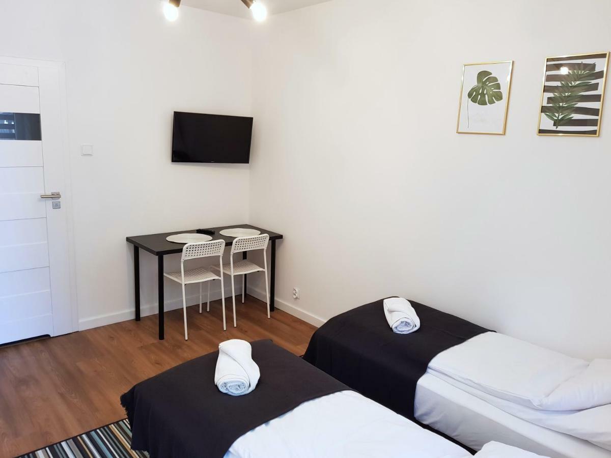 Apartamenty Metro Targowek ワルシャワ エクステリア 写真