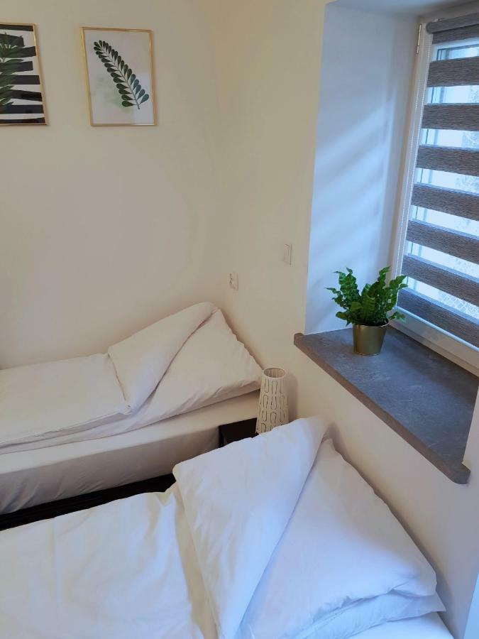 Apartamenty Metro Targowek ワルシャワ エクステリア 写真